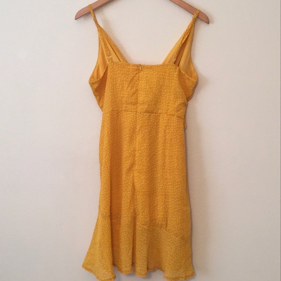 Yellow and White Polka Dot Mini Dress Size L ✂️ - Picture 6 of 7